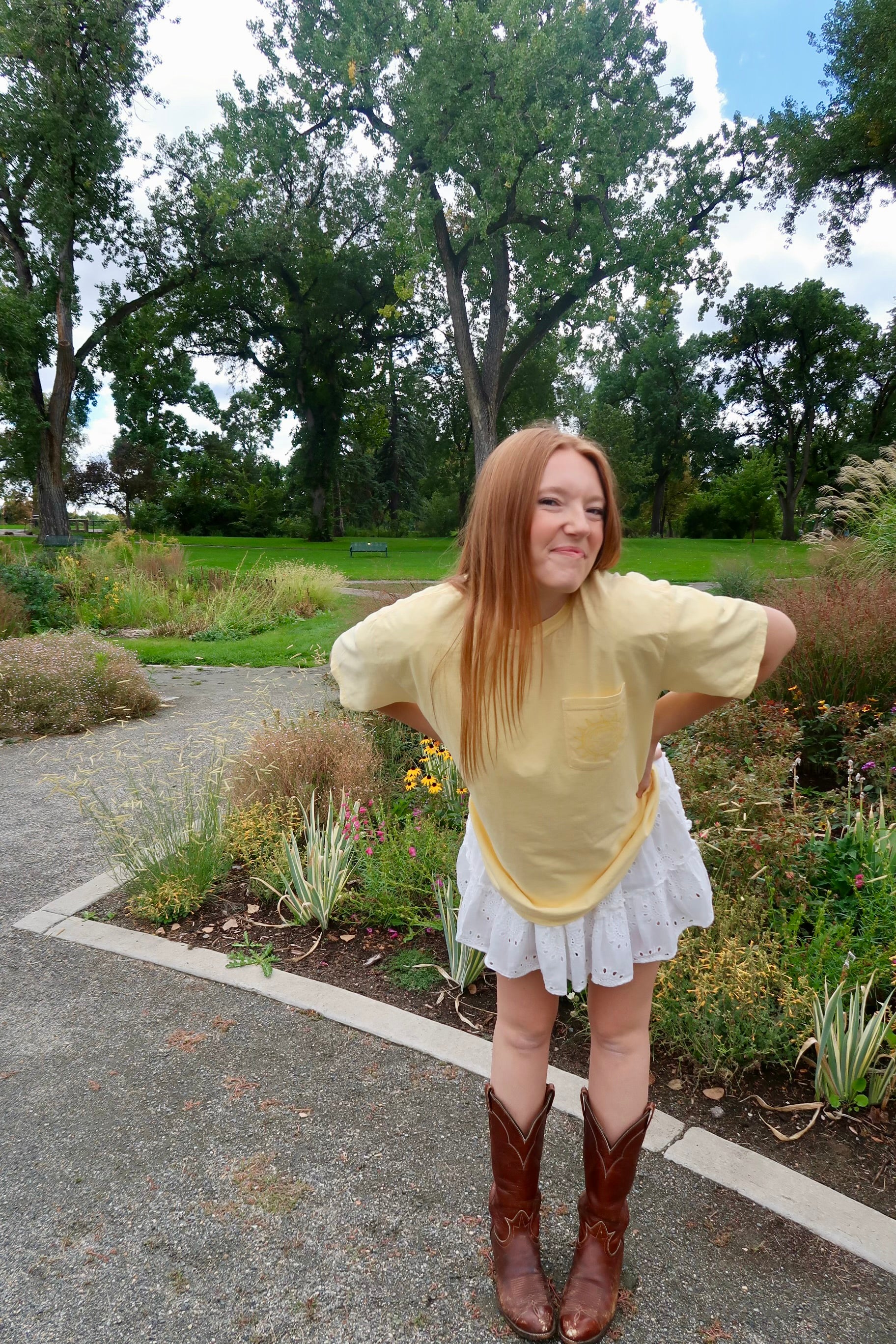 Pocket Full of Sunshine Tee | Hello Darling Pop-Up